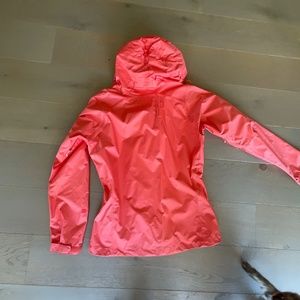 New PATAGONIA rain jacket